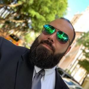 Meet your Posher, Christopher